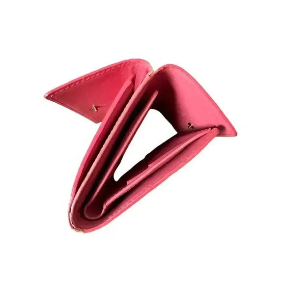 Louis Vuitton Women's Red Vernis Elise Wallet Logo Accents - Picture 10 of 11